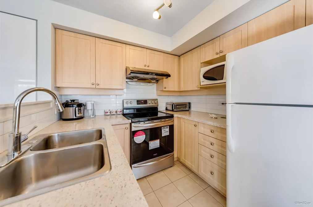 3 7179 18TH AVENUE, Burnaby BC V3N 1H2, Burnaby BC — Residential for Sale - Photo 6