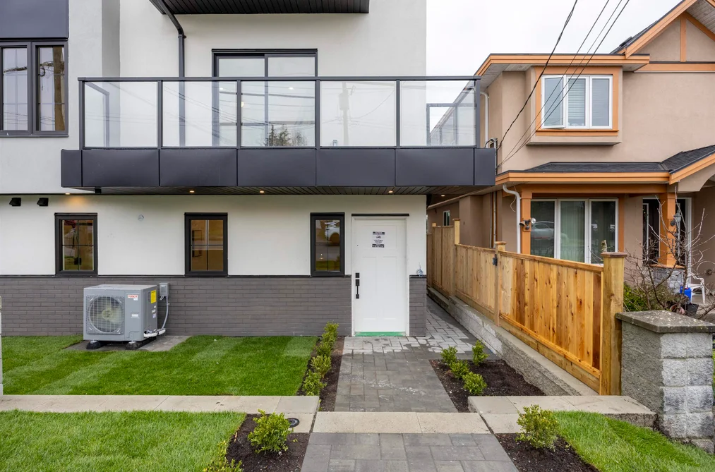 3 7353 12TH AVENUE, Burnaby BC V3N 2J8, Burnaby BC — Residential Income for Sale - Photo 4