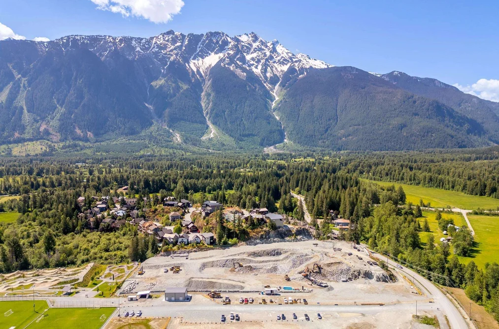Property for sale at 7232 Vistas Drive Pemberton British Columbia - MLS: R3153350