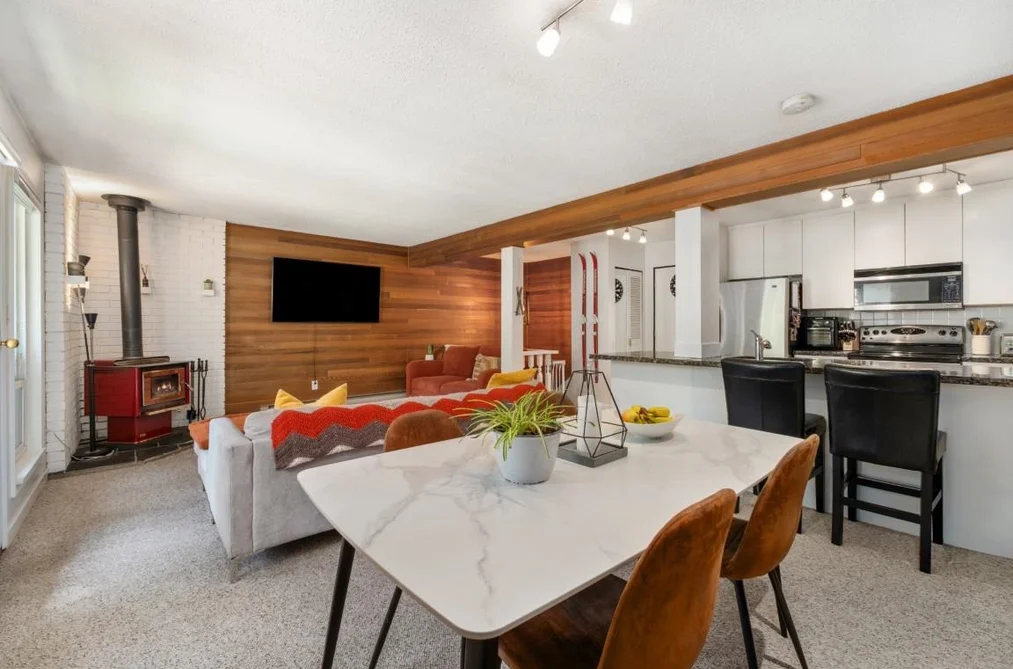 Townhouse for sale at 3 8138 Cedar Springs Road Whistler British Columbia - MLS: R3124505
