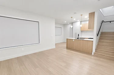 8300 No 3 Rd Unit 3, Richmond, BC - MLS: R3171433