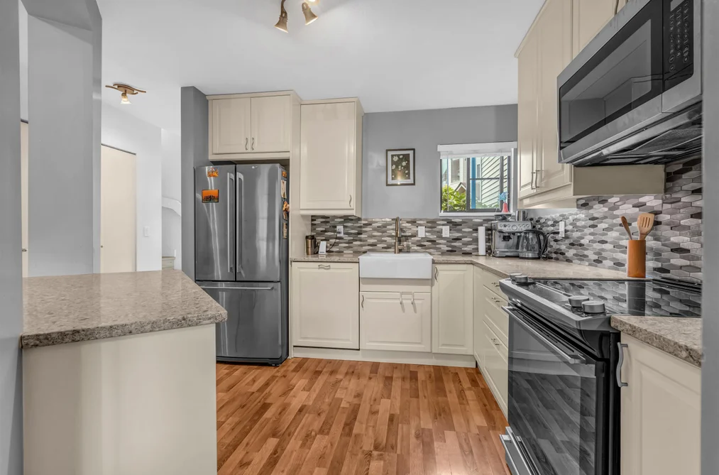 3 98 BEGIN STREET, Coquitlam BC V3K 6M9, Coquitlam BC — Residential for Sale — Photo 5 of 24