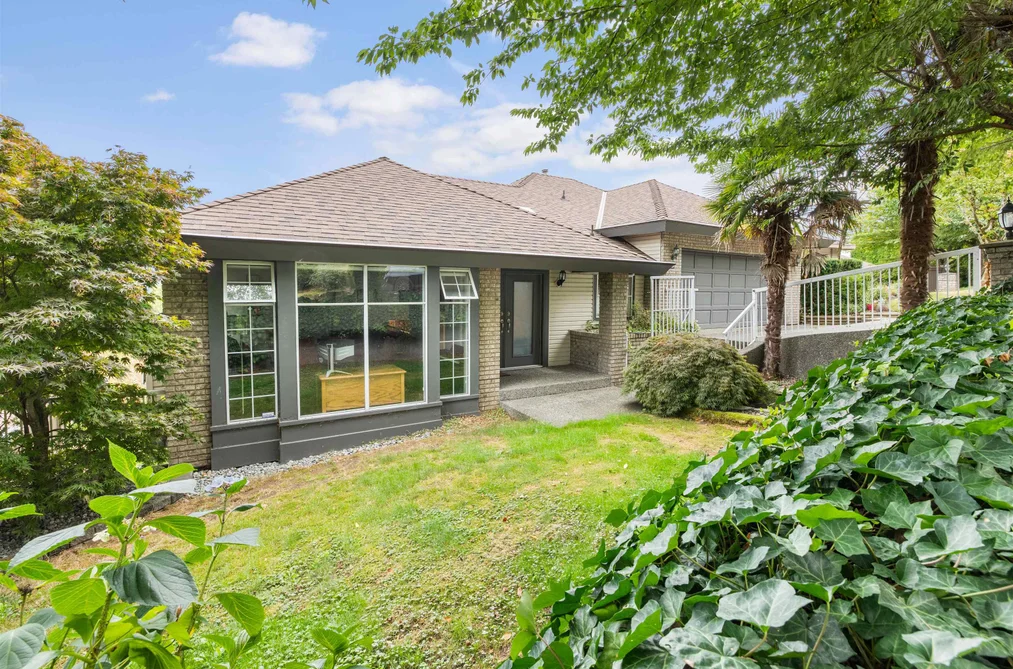 3 Burrard Crescent, Port Moody, BC - MLS: R3164284 - Photo 5 3 Burrard Crescent, Port Moody, BC - MLS: R3164284 - Photo 5
