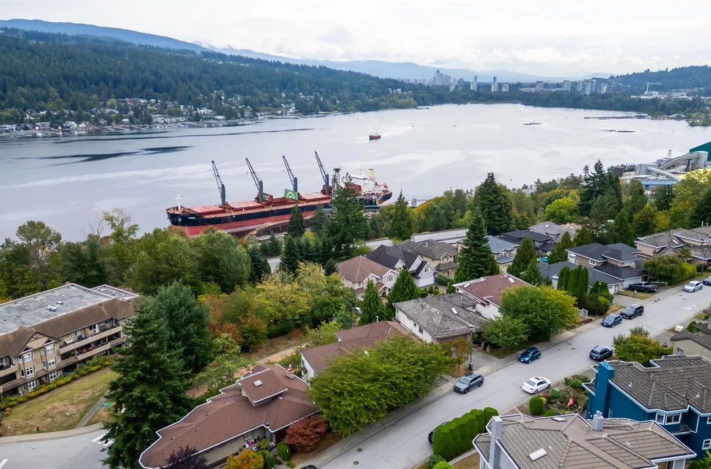 3 Burrard Crescent, Port Moody, BC - MLS: R3164284 - Photo 8 3 Burrard Crescent, Port Moody, BC - MLS: R3164284 - Photo 8