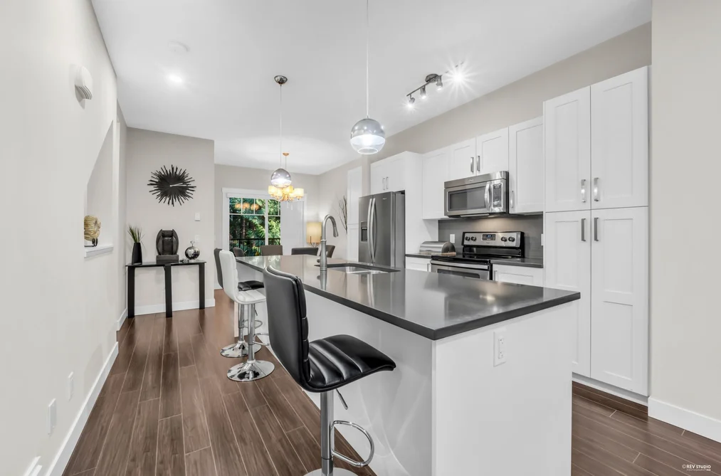 30 13864 HYLAND ROAD, Surrey BC V3W 2C3, Surrey BC — Residential for Sale - Photo 2