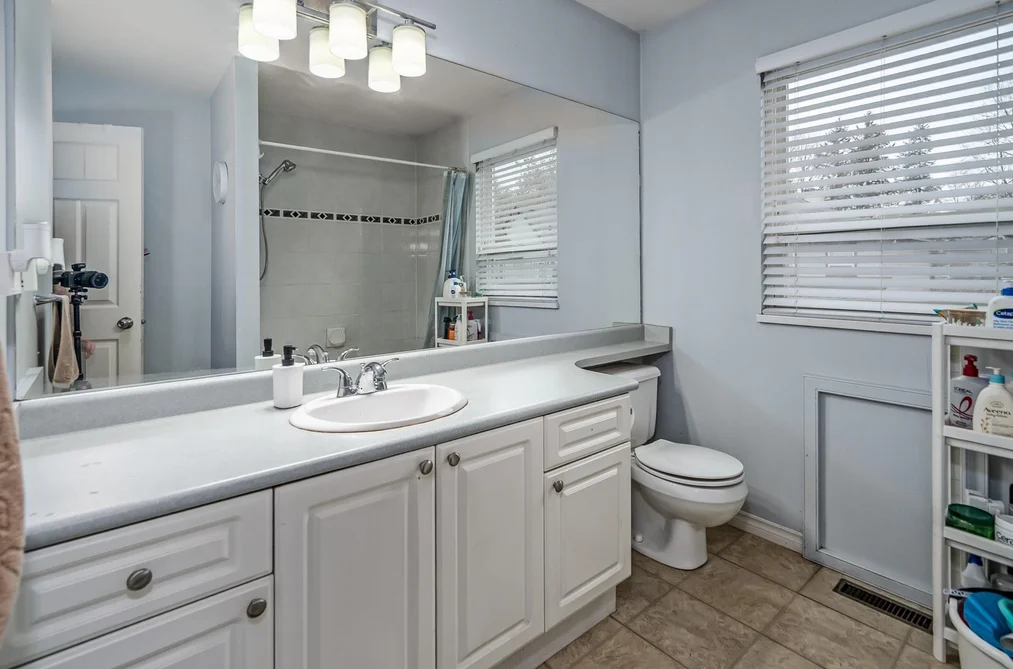 30-21801 Dewdney Trunk Road, Maple Ridge, BC - Townhouse for Sale - Photo 12 of 26 30-21801 Dewdney Trunk Road, Maple Ridge, BC - Townhouse for Sale - Photo 12 of 26