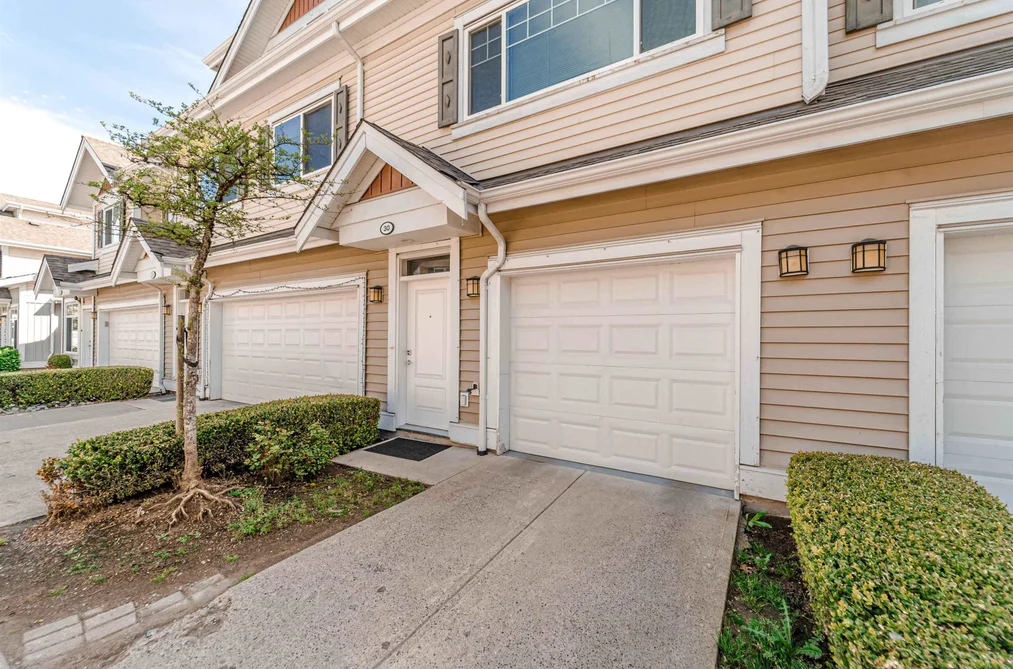 30 30748 CARDINAL AVENUE, Abbotsford BC V2T 5P5, Abbotsford BC — Residential for Sale - Photo 2
