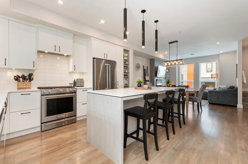 30 45500 CAMPUS DRIVE, Chilliwack BC V2R 6E9, Chilliwack BC — Residential for Sale - Photo 2
