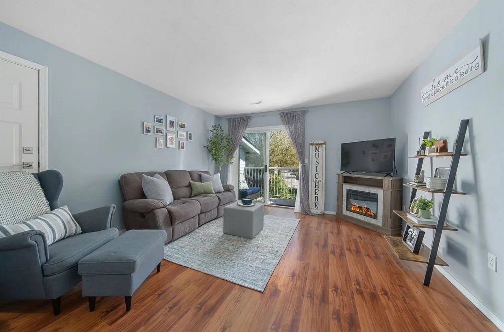 30 7715 LUCKAKUCK PLACE, Chilliwack BC V2R 3N6, Chilliwack BC — Residential for Sale - Photo 2