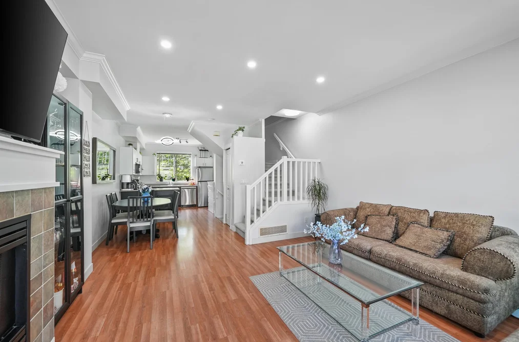 Townhouse for sale at 30 8383 159 Street Surrey British Columbia - MLS: R3150433