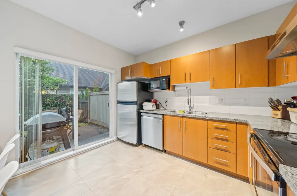 30 8533 CUMBERLAND PLACE, Burnaby BC V3N 5C1, Burnaby BC — Residential for Sale — Photo 11 of 31