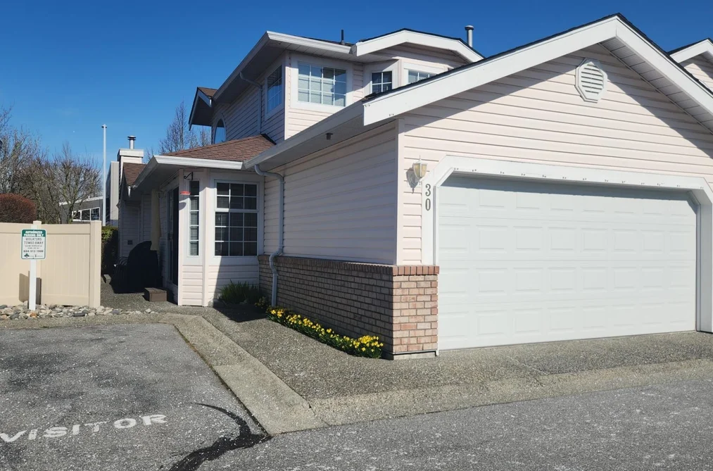 Townhouse for sale at 30 9168 Fleetwood Way Surrey British Columbia - MLS: R3096290