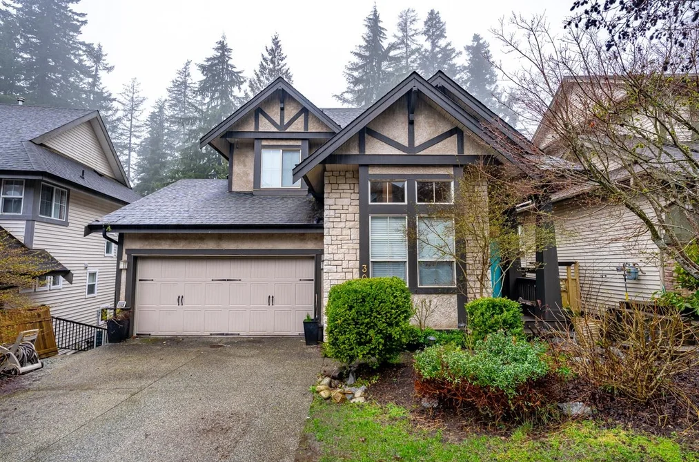 House for sale at 30 Hawthorn Drive Port Moody British Columbia - MLS: R3168460