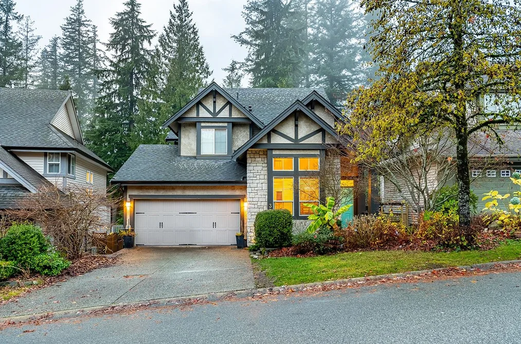 House for sale at 30 Hawthorn Drive Port Moody British Columbia - MLS: R3101461