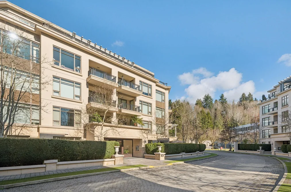 300 533 WATERS EDGE CRESCENT, West Vancouver BC V7T 0A2, West Vancouver BC — Residential for Sale - Photo 2