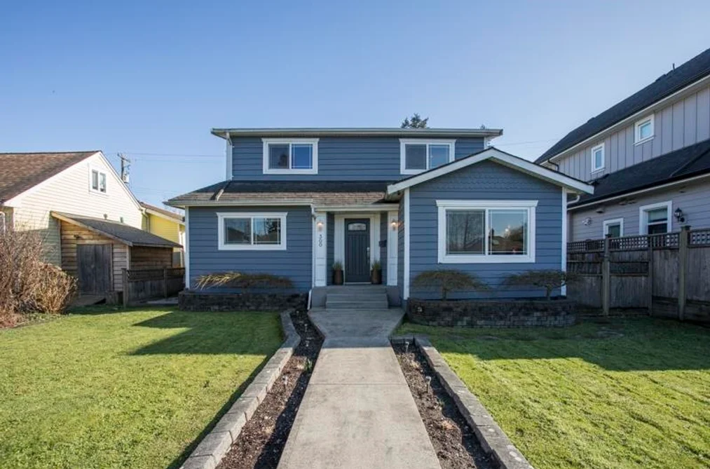 House for sale at 300 Douglas Crescent Richmond British Columbia - MLS: R3097514
