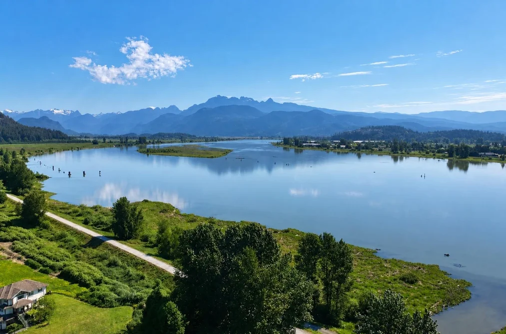 300 LAURIER AVENUE, Port Coquitlam BC V3E 2G1, Port Coquitlam BC — Residential for Sale - Photo 2