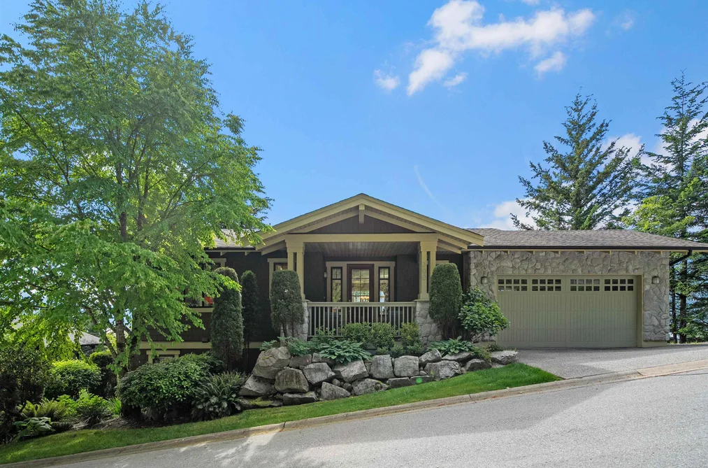 House for sale at 300 Ocean Crest Drive West Vancouver British Columbia - MLS: R3129855