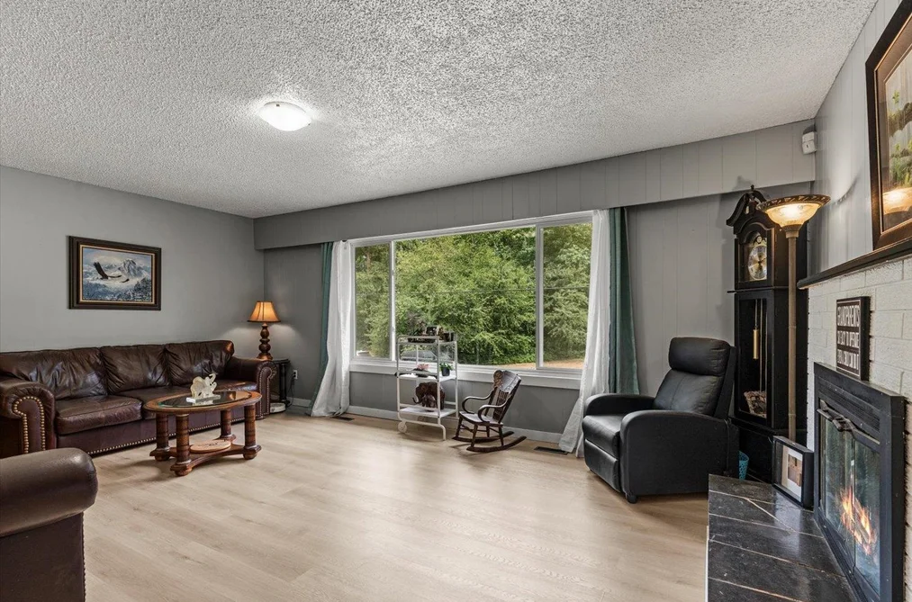 300 ROBERTSON CRESCENT, Hope BC V0X 1L4, Hope BC — Residential for Sale — Photo 26 of 39
