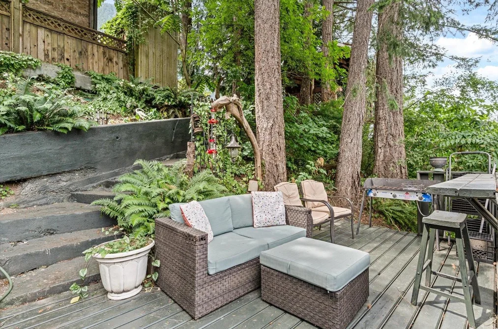 300 ROBERTSON CRESCENT, Hope BC V0X 1L4, Hope BC — Residential for Sale — Photo 28 of 39