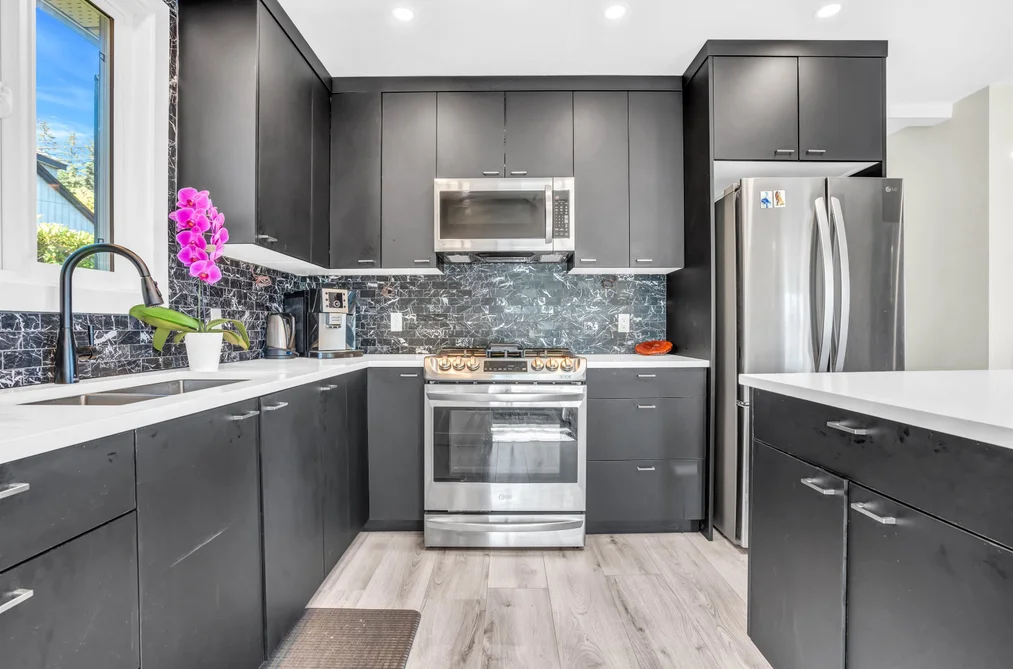 300 W BALMORAL ROAD, North Vancouver, BC — Residential for Sale — Photo 12 of 36
