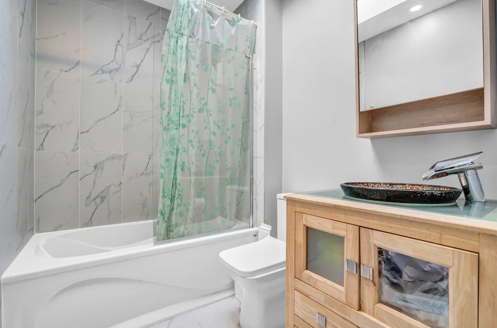 300 W BALMORAL ROAD, North Vancouver, BC — Residential for Sale — Photo 20 of 36