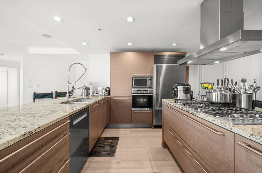 3001 1111 ALBERNI STREET, Vancouver BC V6E 4V2, Vancouver BC — Residential for Sale - Photo 2