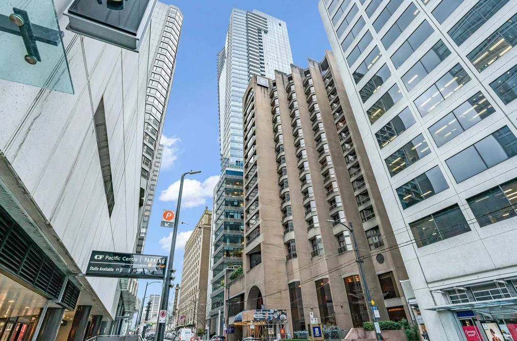 Condo for sale at 3002 667 Howe Street Vancouver British Columbia - MLS: R3017585