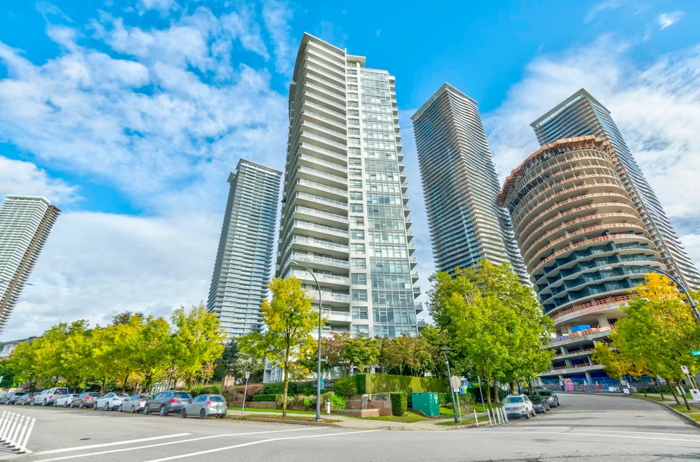 Condo for sale at 3005 2289 Yukon Crescent Burnaby British Columbia - MLS: R3107963