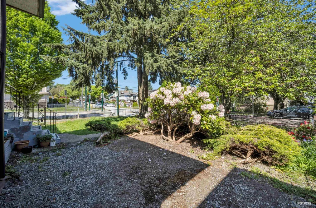 3006 E 27TH AVENUE, Vancouver BC V5R 1P2, Vancouver BC — Residential for Sale - Photo 3