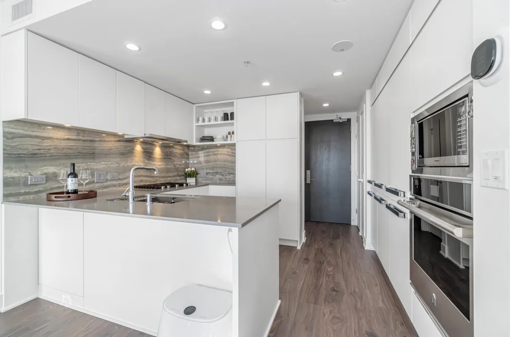 3009 450 WESTVIEW STREET, Coquitlam BC V3K 0G3, Coquitlam BC — Residential for Sale - Photo 2
