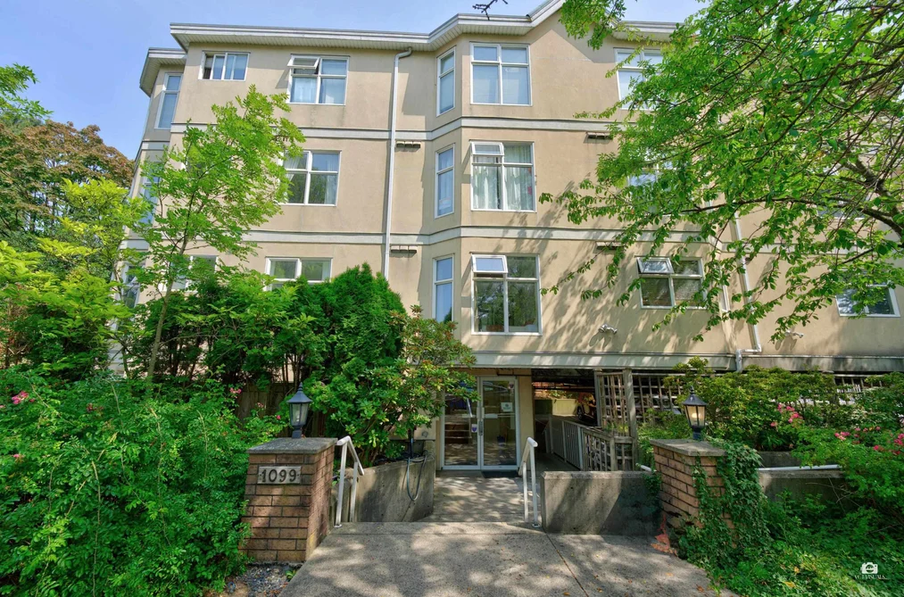 Condo for sale at 301 1099 W 71st Avenue Vancouver British Columbia - MLS: R3148113