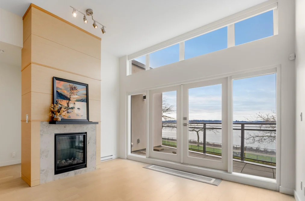 Townhouse for sale at 301 1150 Oxford Street White Rock British Columbia - MLS: R3079881