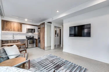 1170 Barclay St Unit 301, Vancouver, BC - MLS: R3109139