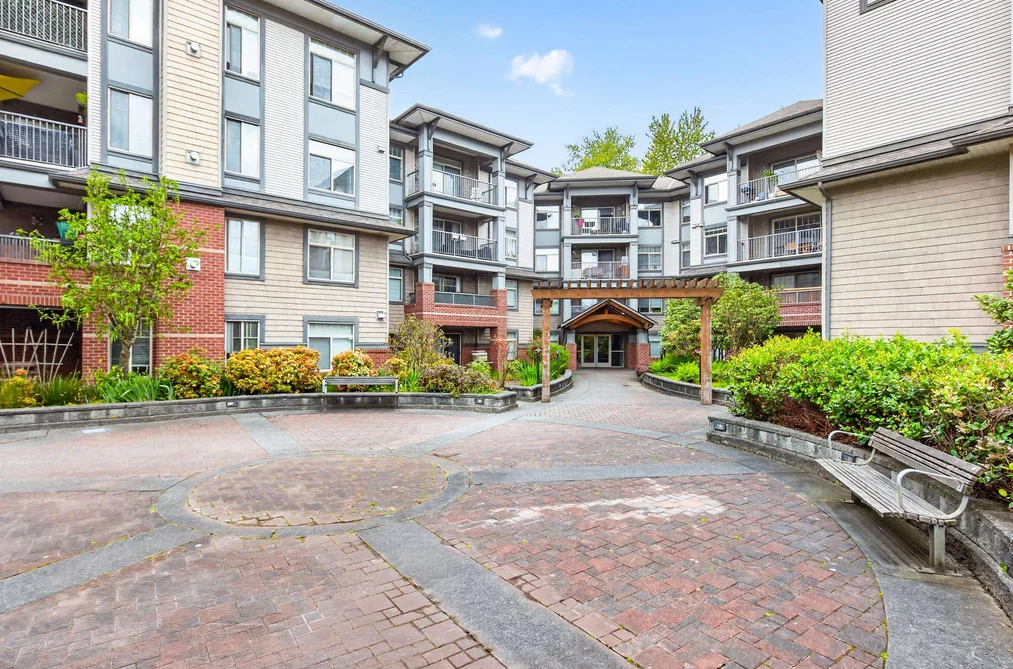 301 12020 207A STREET, Maple Ridge BC V2X 8V2, Maple Ridge BC — Residential for Sale - Photo 2
