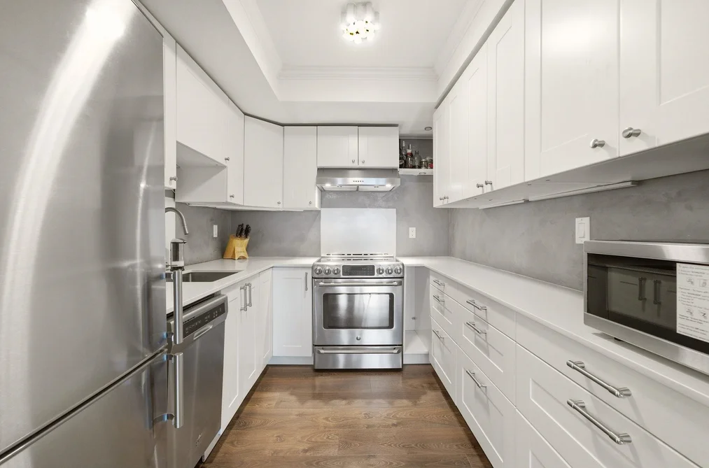 301 1381 MARTIN STREET, White Rock BC V4B 3W6, White Rock BC — Residential for Sale - Photo 5
