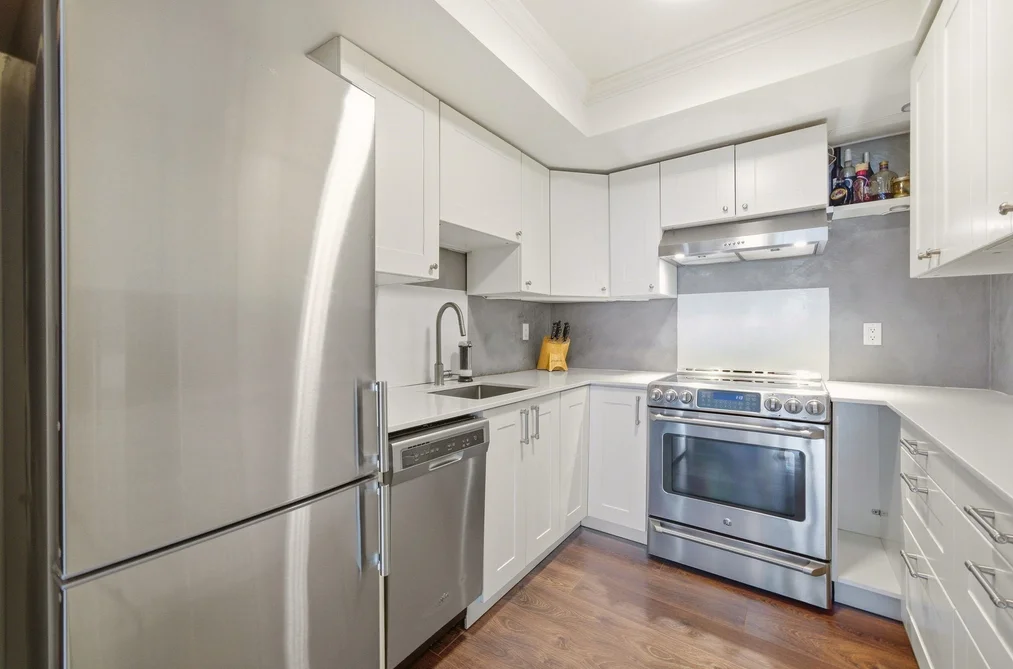 301 1381 MARTIN STREET, White Rock BC V4B 3W6, White Rock BC — Residential for Sale - Photo 6