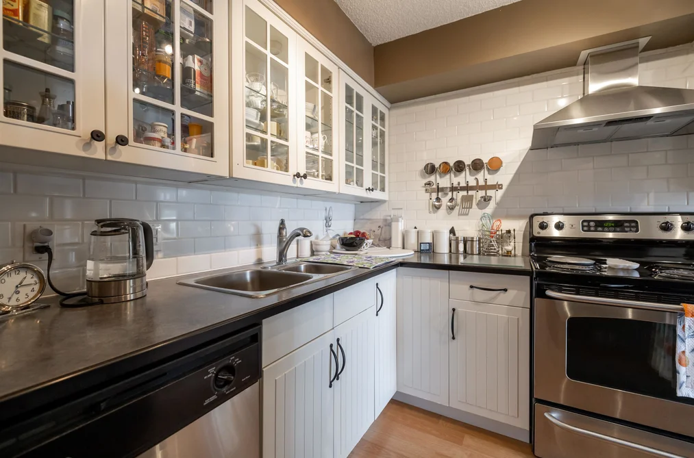 Condo for sale at 301 1389 Winter Street Surrey British Columbia - MLS: R3127134