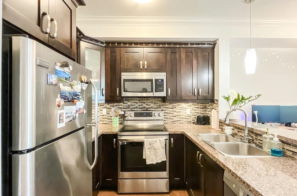 301 13897 FRASER HIGHWAY, Surrey BC V3T 0G8, Surrey BC — Residential for Sale - Photo 5