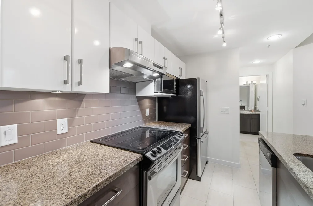 301 14 BEGBIE STREET, New Westminster BC V3M 0C4, New Westminster BC — Residential for Sale - Photo 5
