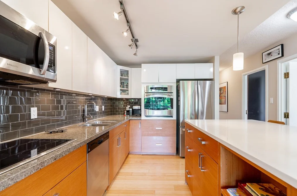 Condo for sale at 301 1450 Pennyfarthing Drive Vancouver British Columbia - MLS: R3124737