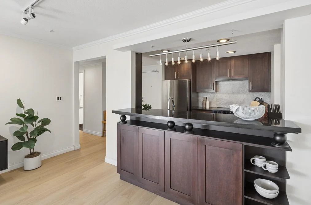 301 1502 ISLAND PARK WALK, Vancouver BC V6H 3Z8, Vancouver BC — Residential for Sale — Photo 11 of 37