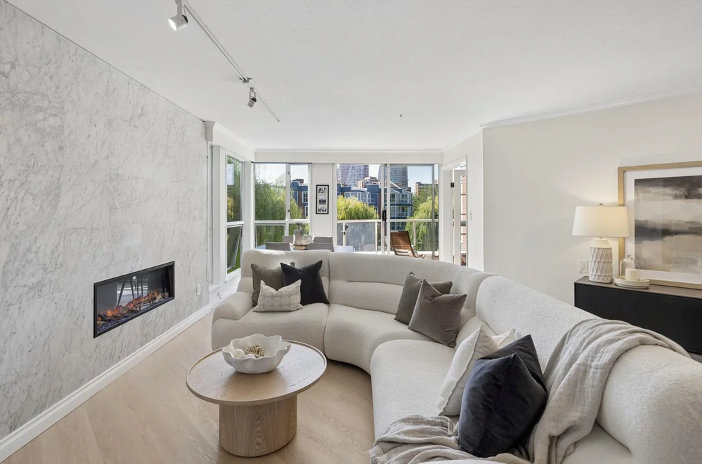 301 1502 ISLAND PARK WALK, Vancouver BC V6H 3Z8, Vancouver BC — Residential for Sale - Photo 2
