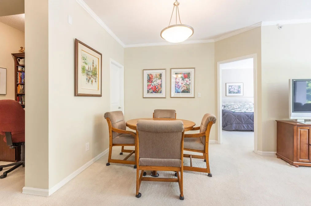 301 1580 MARTIN STREET, White Rock BC V4B 5M3, White Rock BC — Residential for Sale — Photo 15 of 40