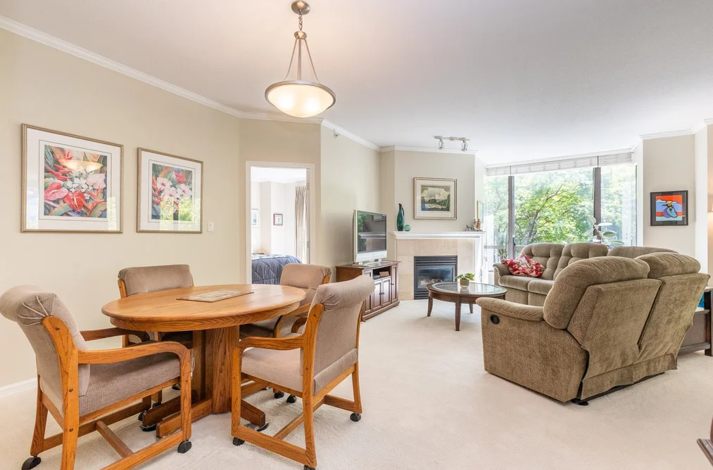 301 1580 MARTIN STREET, White Rock BC V4B 5M3, White Rock BC — Residential for Sale — Photo 16 of 40