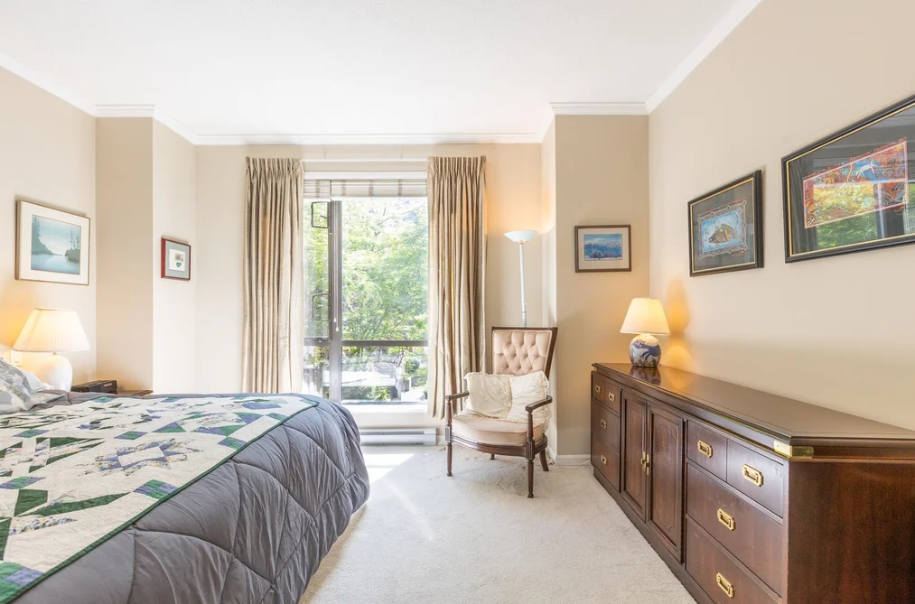 301 1580 MARTIN STREET, White Rock BC V4B 5M3, White Rock BC — Residential for Sale — Photo 19 of 40