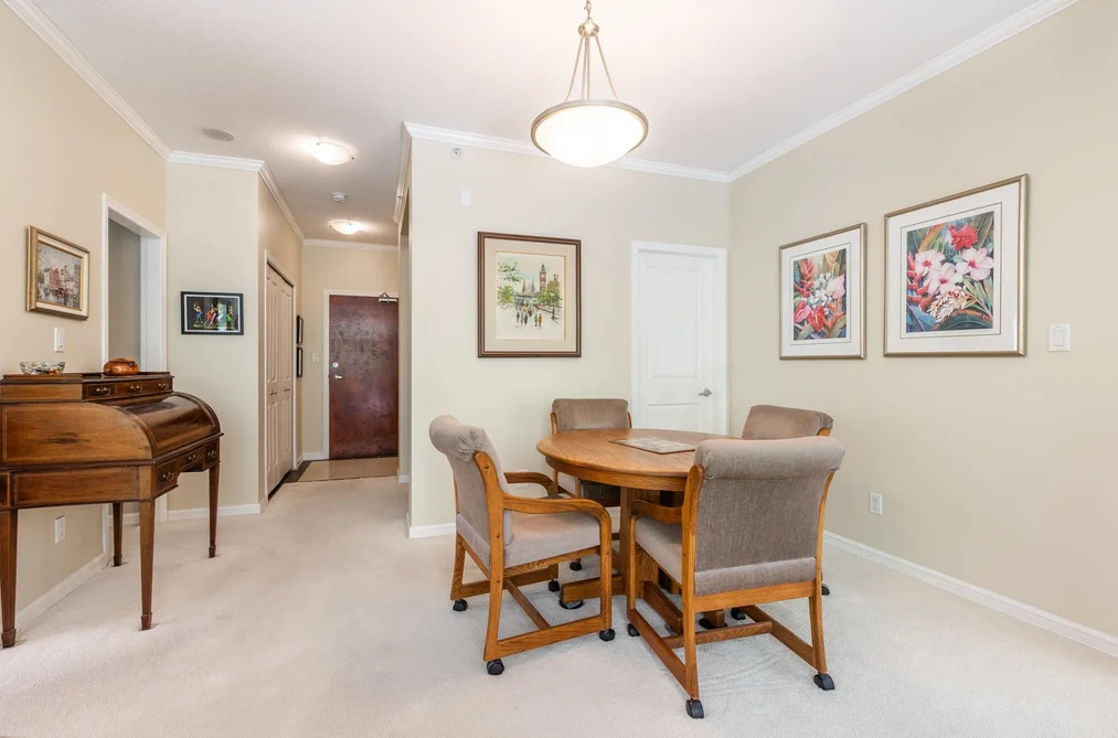 301 1580 MARTIN STREET, White Rock BC V4B 5M3, White Rock BC — Residential for Sale — Photo 32 of 40