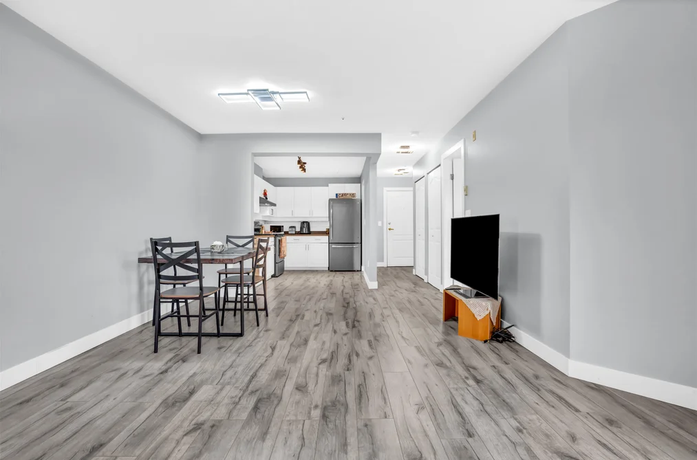 301 1655 GRANT AVENUE, Port Coquitlam BC V3B 7V1, Port Coquitlam BC — Residential for Sale - Photo 6