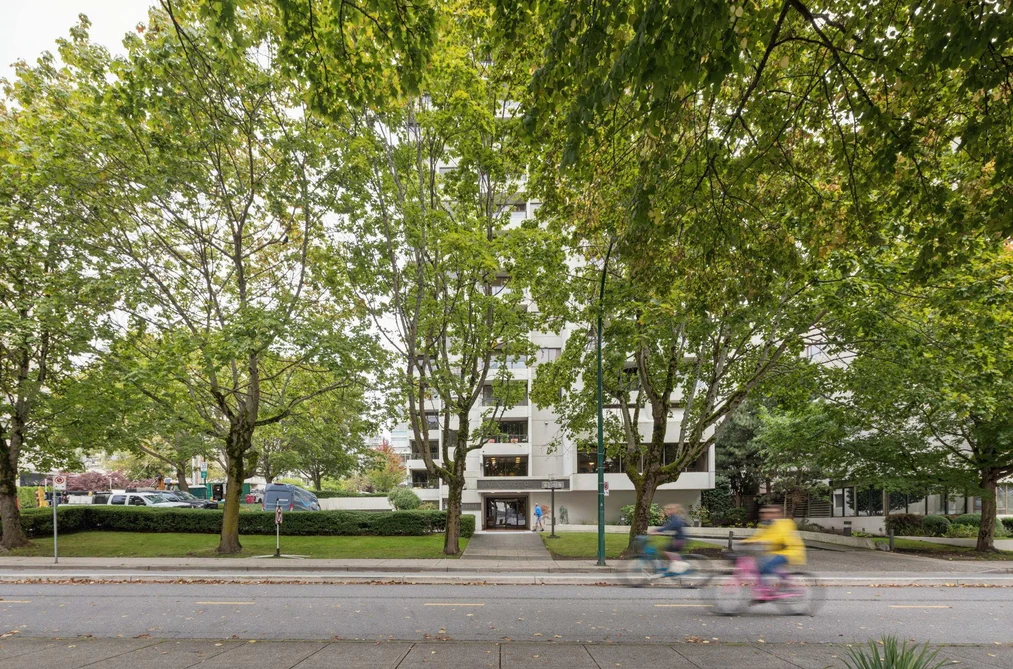 Condo for sale at 301 1995 Beach Avenue Vancouver British Columbia - MLS: R3101601