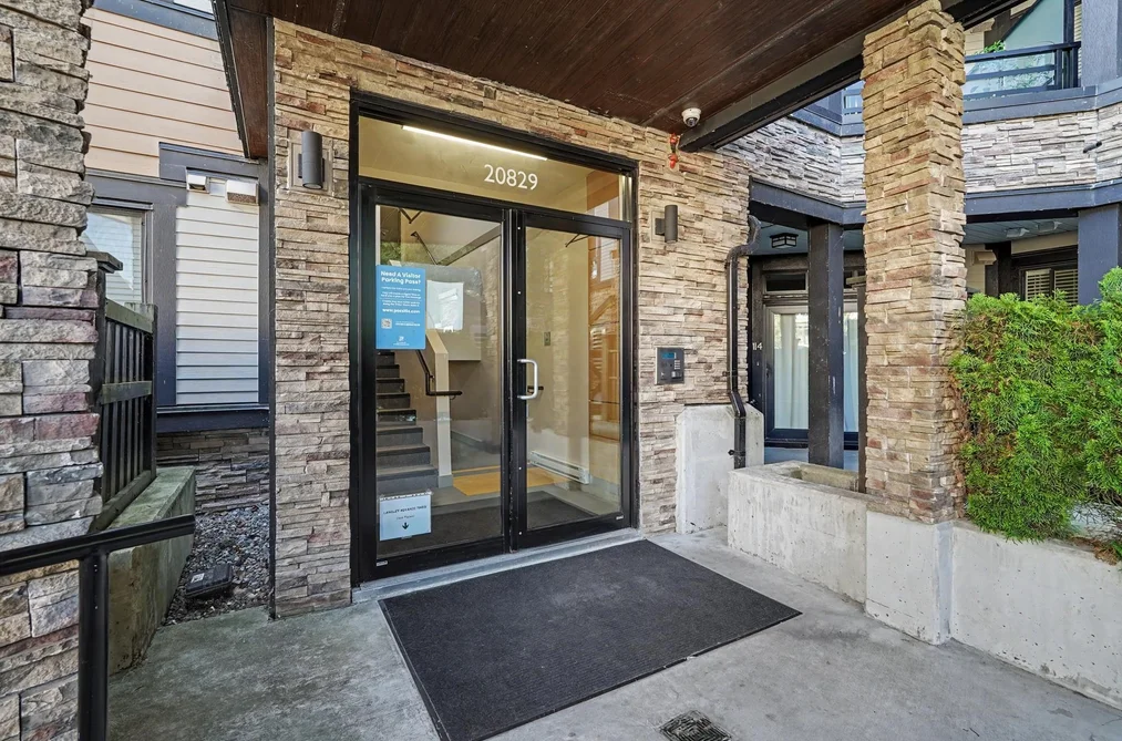 301 20829 77A AVENUE, Langley BC V2Y 0Y5, Langley BC — Residential for Sale — Photo 15 of 18